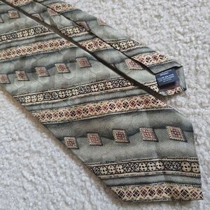 🌈 Bosa Olive Gold Geometric 100% Silk Men’s Tie